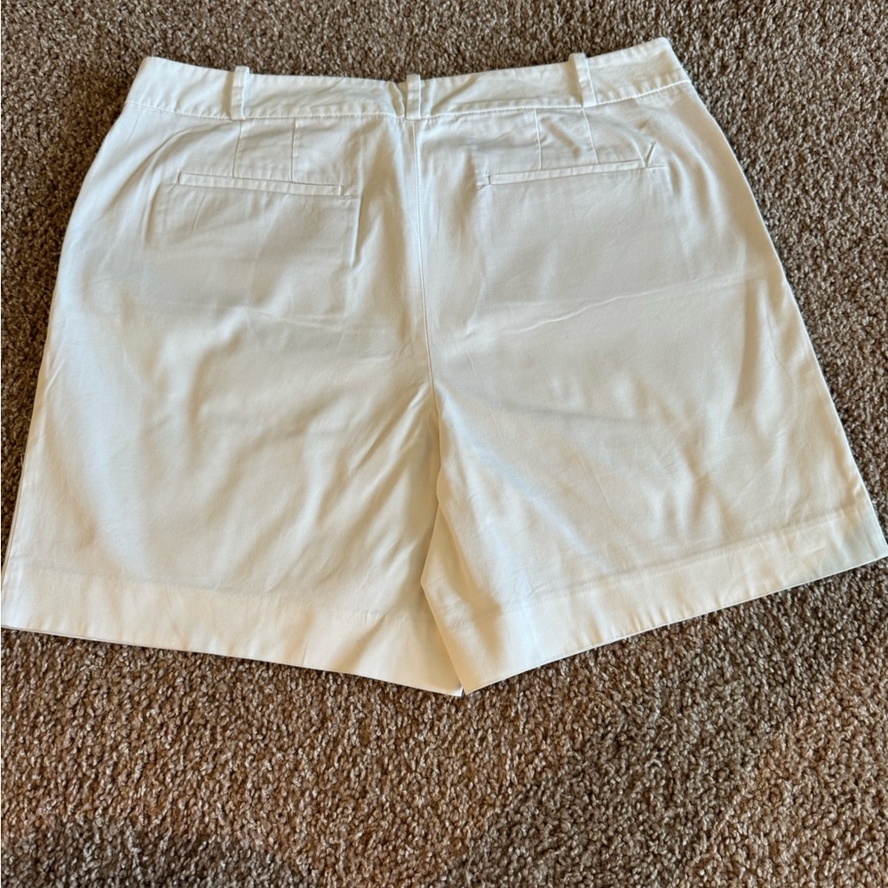 Talbots White 7” Perfect Shorts - 12 - Picture 5 of 5